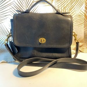 Authentic Coach Crossbody bag!